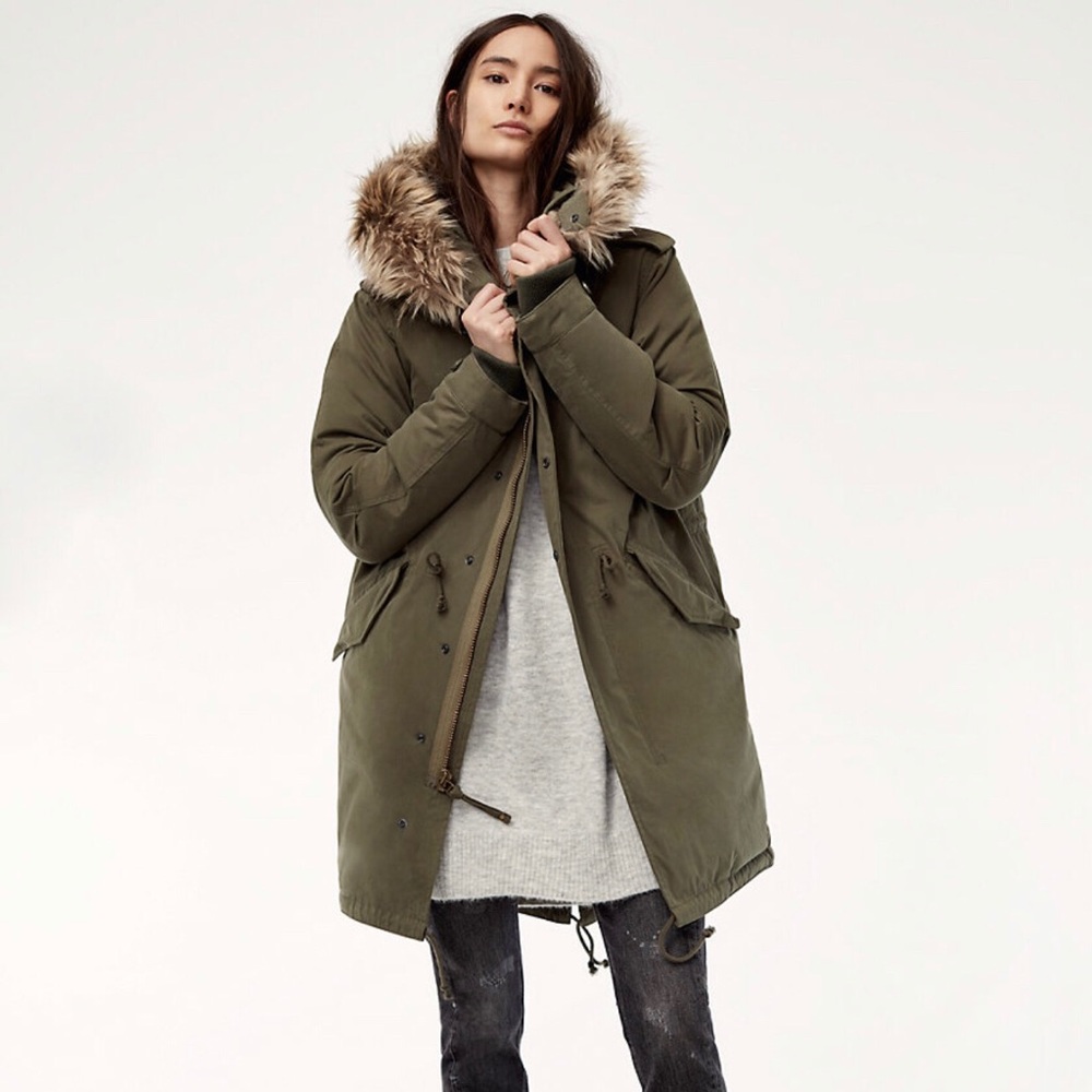 Aritzia Community Vermont Parka Down Puff Coat S